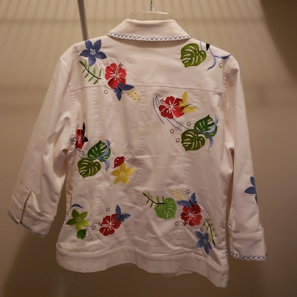 Floral Jacket - Picture 2 of 4